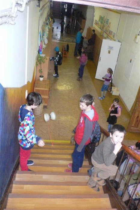 Ďalší sa venujú svojim obľúbeným pohybovým aktivitám.