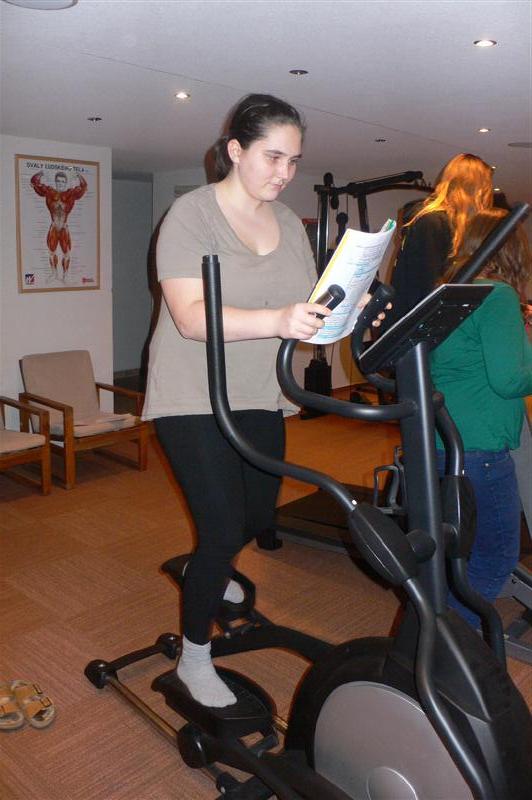 A zároveň spevňujeme svaly. 