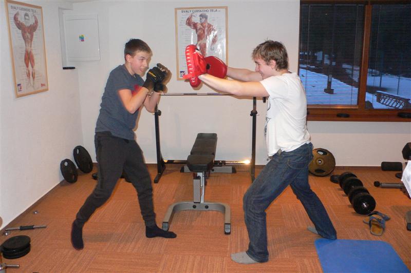 Alebo aj vybíjame hnev. 