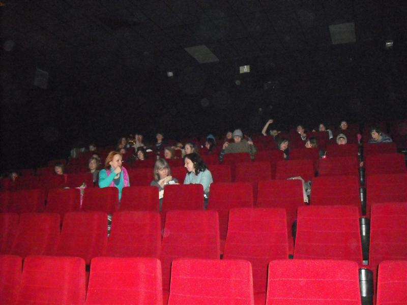 A celá sála je len naša. 