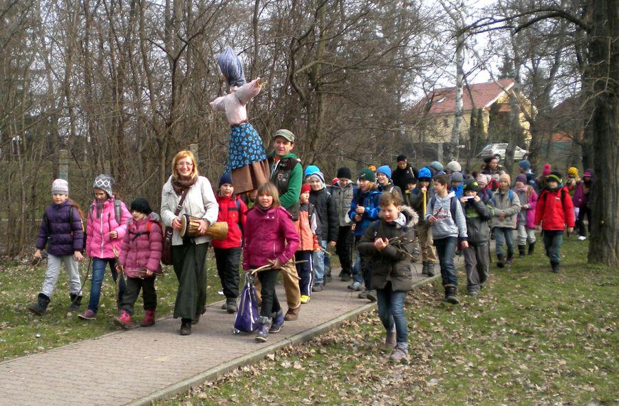 A už sa tá Morena vynáša