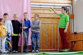 tu je jablko poznania...