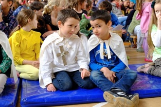 ...kostýmy pripravené...