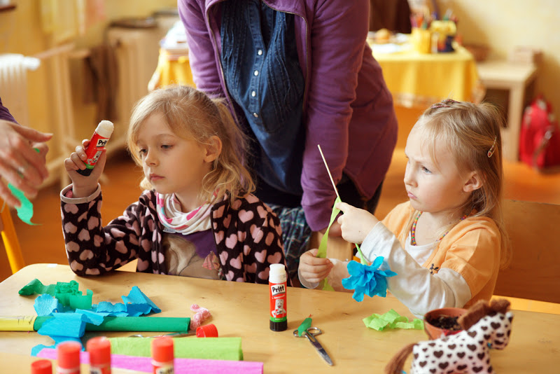 vyrábali sa krásne kvetinky